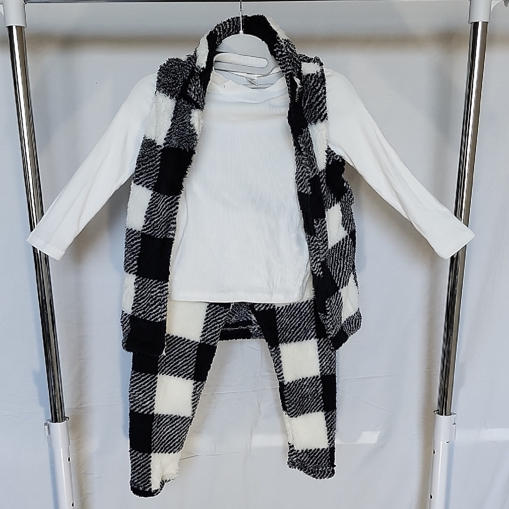 SHEIN Black and White Kids Matching Set